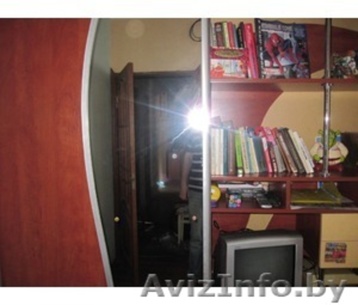 Продам стенку для детской комнаты 4,3м в длину - Изображение #1, Объявление #636552