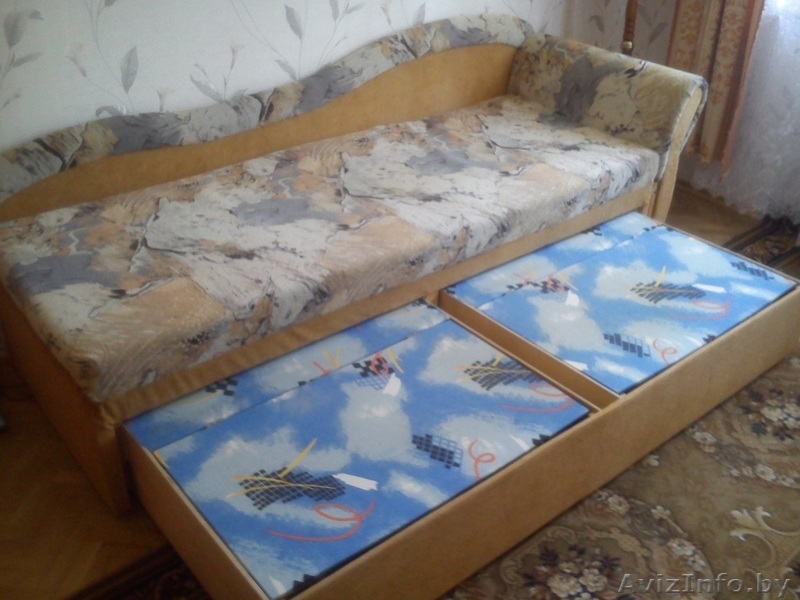  Тахта двухспальная б/у в хорошем состоянии.  - Изображение #1, Объявление #1116953