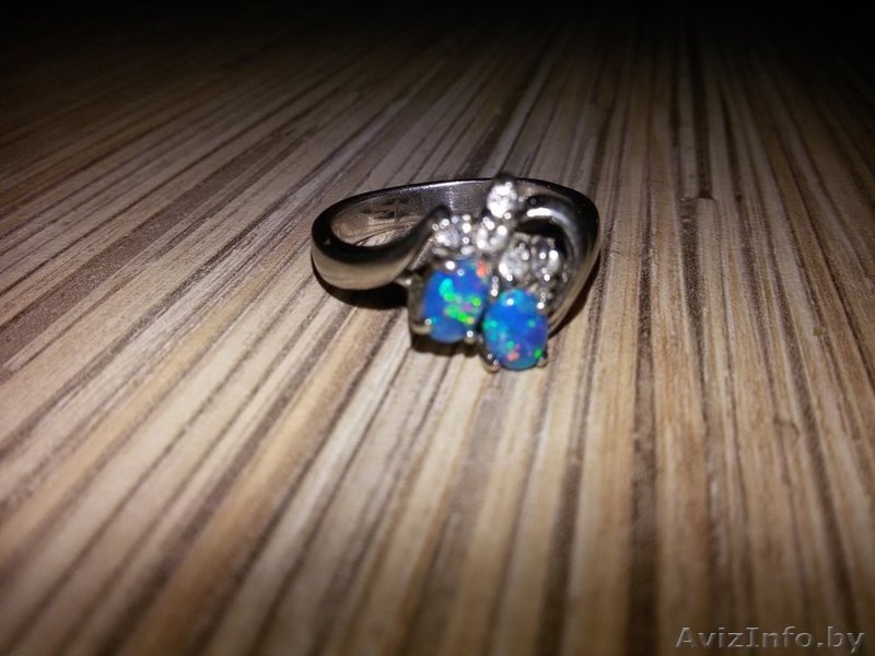 продаю кольцо серебрянное размер 17.5,4.5гр.камень опал - Изображение #1, Объявление #1227146